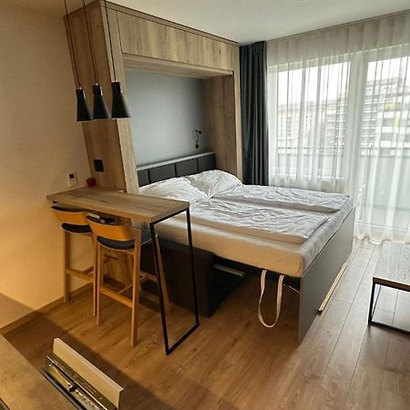 Ah Radnica V Apartment Kosice Bagian luar foto